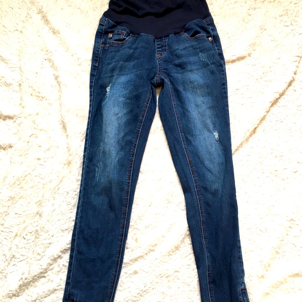 Maternity skinny jeans